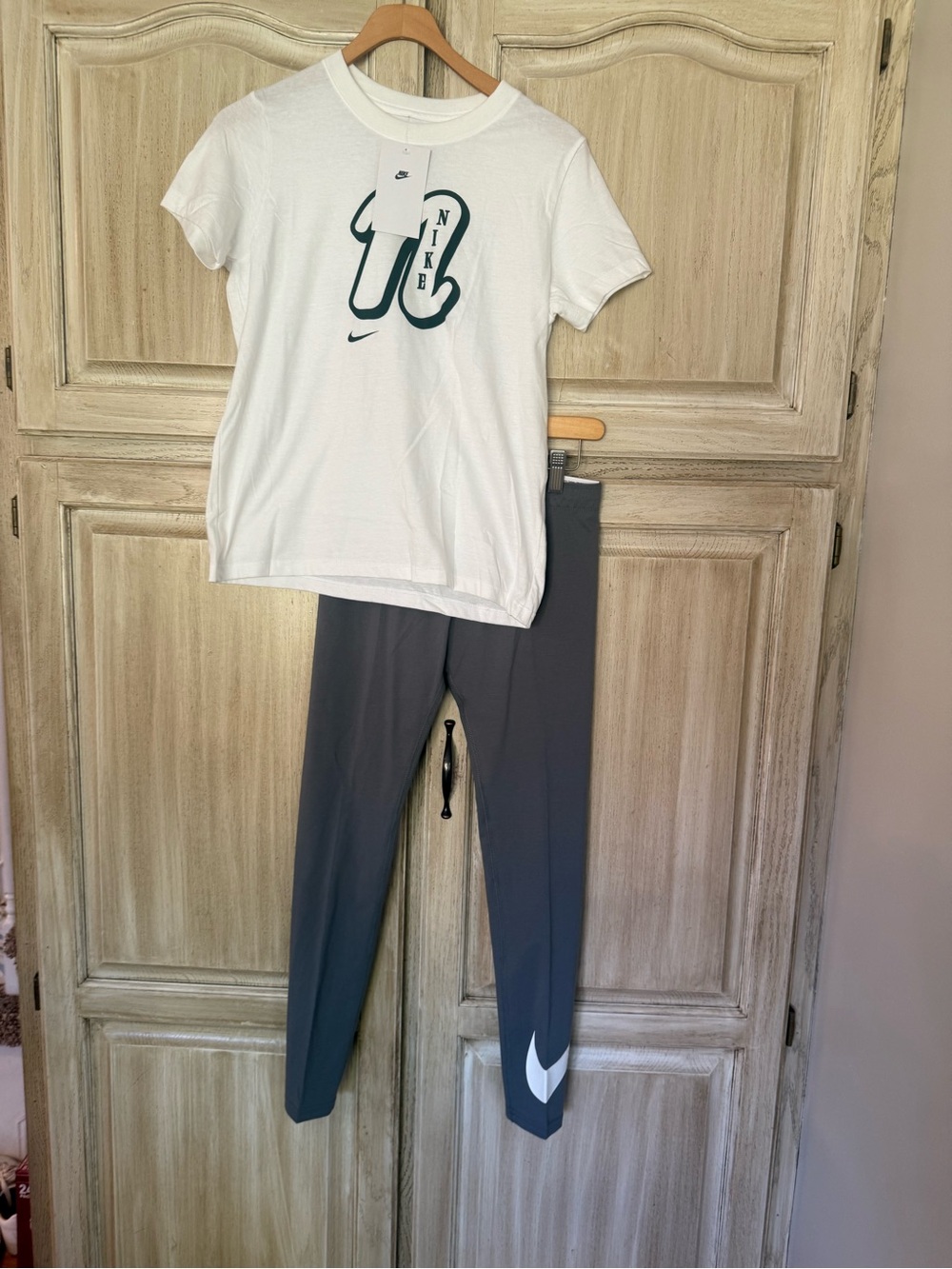 Nike White Graphic Tee with Charcoal Gray Leggings